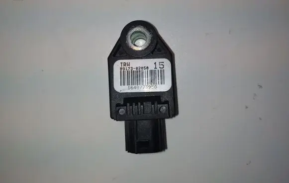 Toyota Auris 150 Airbag deployment crash/impact sensor 8917302050