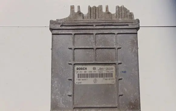 Renault Scenic I Engine control unit/module 0281001699
