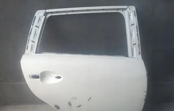 Mazda 6 Rear door