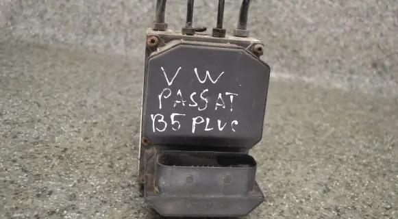 Volkswagen PASSAT B5.5 ABS Pump ESP0124C 0265950055