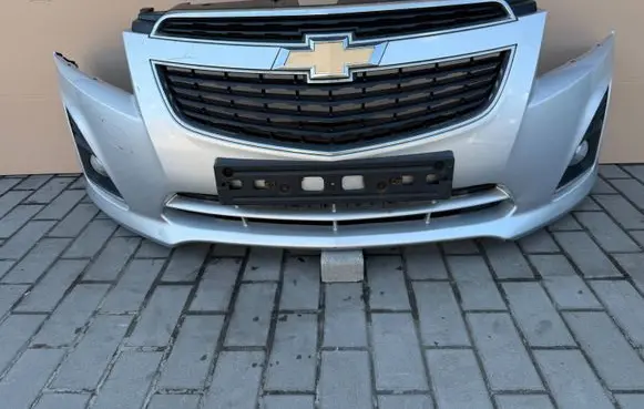 Chevrolet Cruze Front bumper 