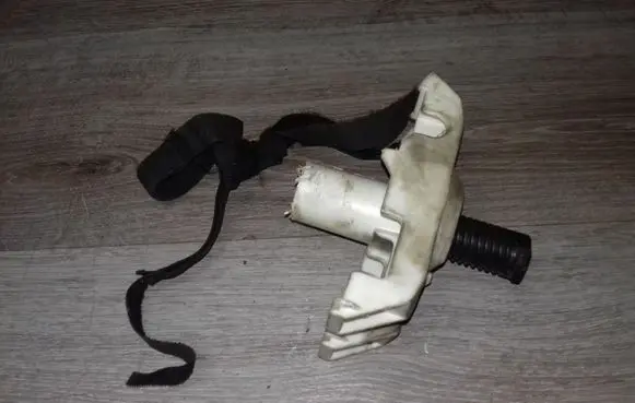 Volvo V70 Spare wheel mounting bracket 8626133 9159082