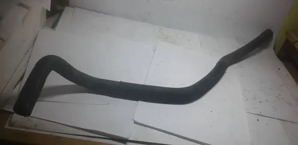 Opel Vivaro Engine coolant pipe/hose 93854376 8200413827