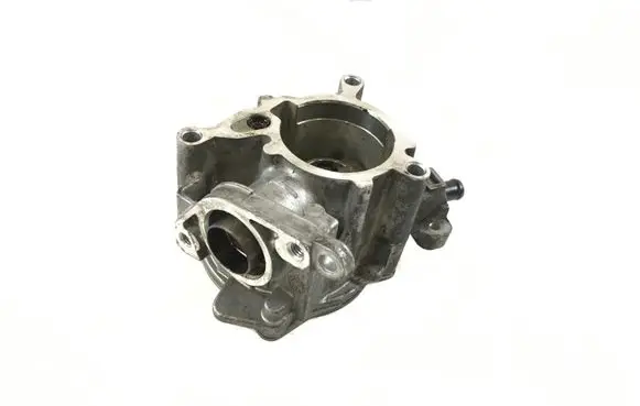 Audi A4 S4 B8 8K Vacuum pump 06J145100G
