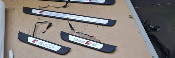 Audi A6 S6 C7 4G Front sill (body part) 4G0947423H 4G0947424H