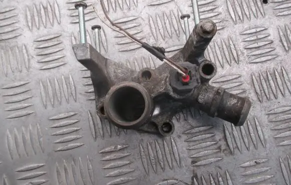 Ford Focus Other engine bay part