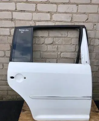 Volkswagen Touran II Rear door