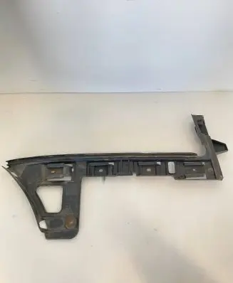 Volkswagen PASSAT B6 Front bumper mounting bracket 3C9807393