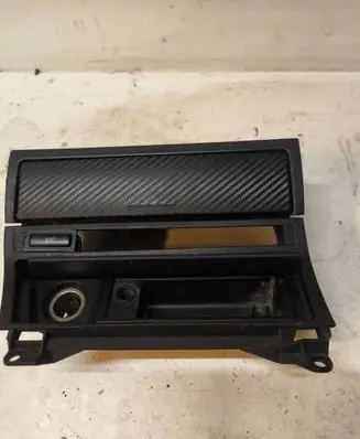 BMW 3 E46 Car ashtray 51168268887 310220000 310260000