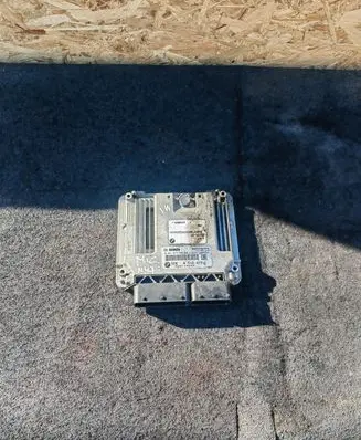 Mini Cooper Countryman R60 Engine control unit/module 0281017509