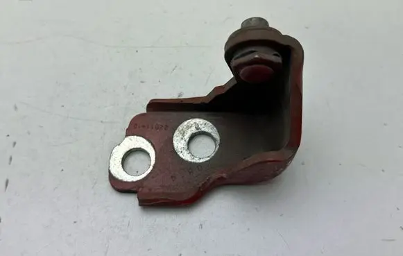 Ford Mustang VI Front door lower hinge 