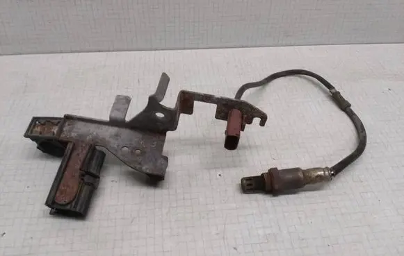 Volkswagen Golf V Lambda probe sensor