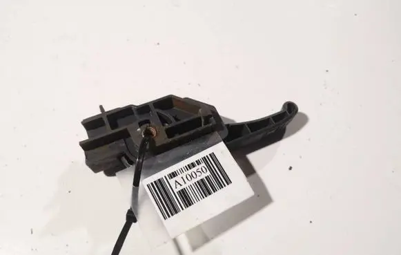 Mitsubishi Colt Engine bonnet (hood) release handle