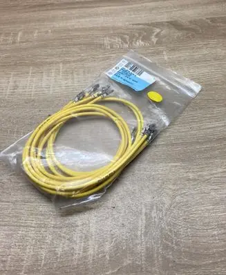 Volkswagen Jetta VI Plug wire 000979306E