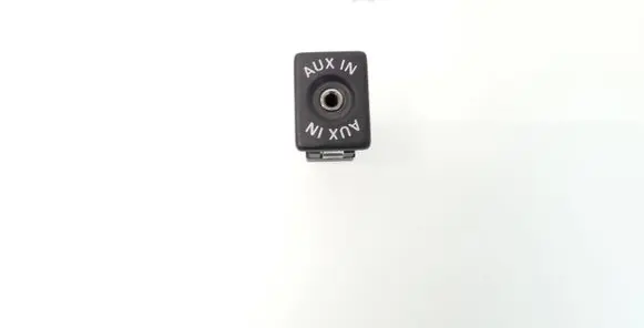 Volkswagen Transporter - Caravelle T5 AUX in-socket connector 5M0035724