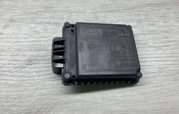 Volkswagen T-Cross Distronic sensor radar 2Q0907561J A2C78304500 2Q0907572D