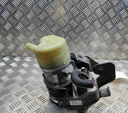 Volvo V70 Power steering pump 31387595 31317375