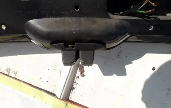 Renault Laguna II Tailgate/trunk/boot lock/catch/latch