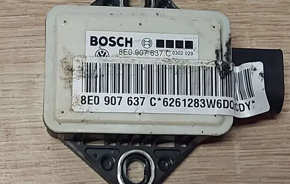 Audi A4 S4 B7 8E 8H ESP acceleration yaw rate sensor 8E0907637C