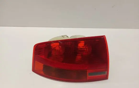 Audi A4 S4 B7 8E 8H Rear/tail lights 8E5945095