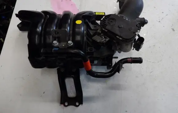 Hyundai Kona I Intake manifold 2830003HB0