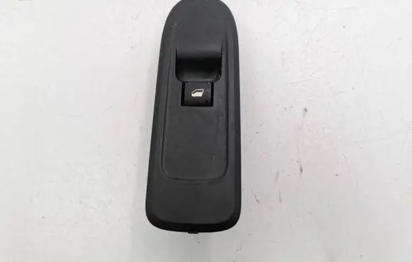 Peugeot 508 Electric window control switch 98026388ZD 28340833