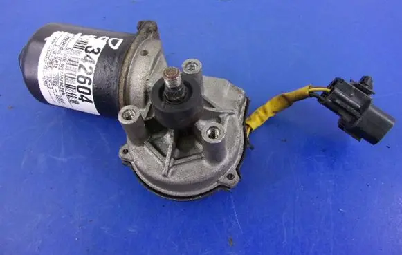 Hyundai Getz Front wiper linkage and motor 98100-1C100