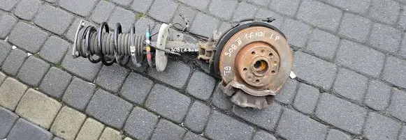 Peugeot 308 Front wheel hub spindle knuckle 