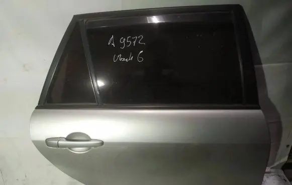 Mazda 6 Rear door pilkos