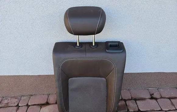 Opel Insignia B Second row seats OPELCZESCI.com-H7
