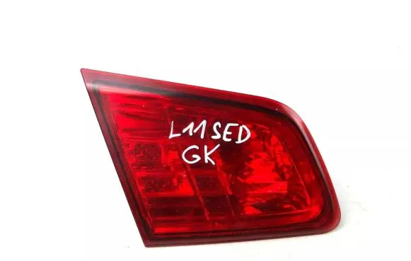 Subaru Legacy Tailgate rear/tail lights