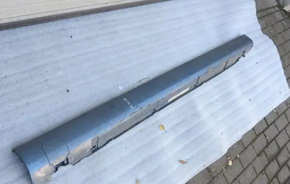 Opel Omega B1 Sill 90525562 90493772
