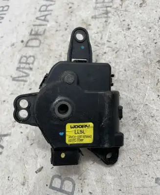 Tesla Model S Air flap motor/actuator D267AP9AA02