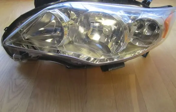 Toyota Corolla E140 E150 Headlight/headlamp 8115002B50