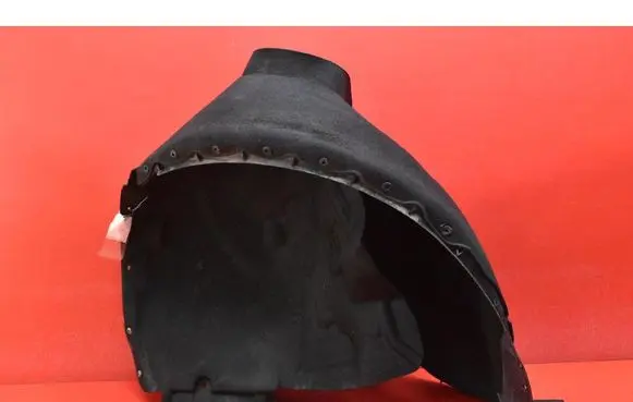 Front wheel arch liner splash guards