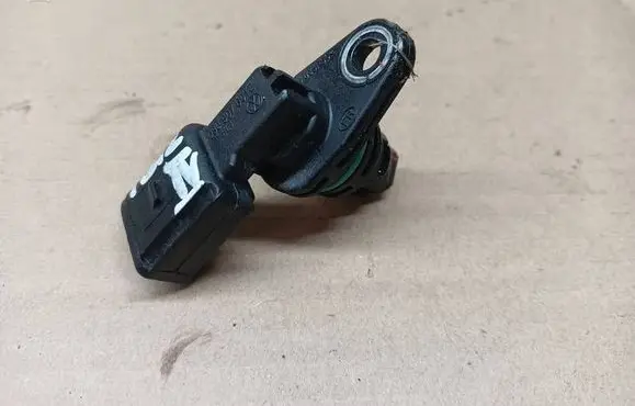 Camshaft position sensor