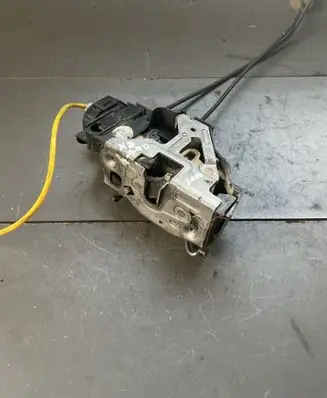 Mercedes-Benz S W220 Front door lock