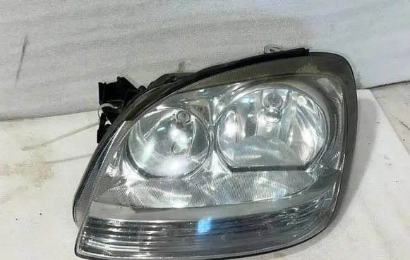 Nissan Almera Tino Headlight/headlamp