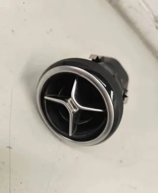 Mercedes-Benz B W246 W242 Dash center air vent grill A2468300354 99310310
