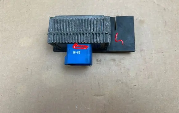Saab 9-3 Ver2 Glow plug pre-heat relay 55353011