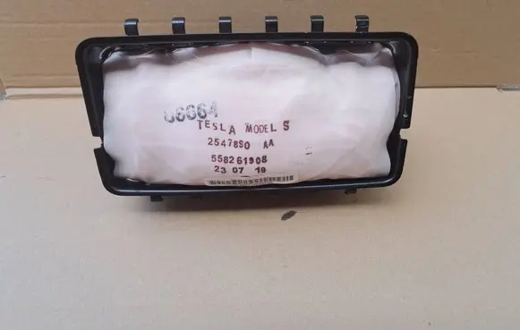 Tesla Model S Passenger airbag 2547890AA