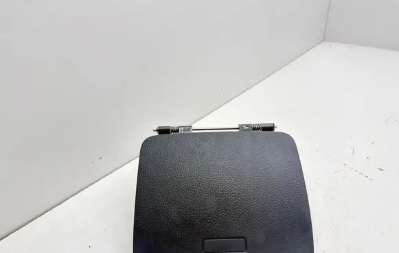 Volkswagen Touareg II Glove box 7P6857922