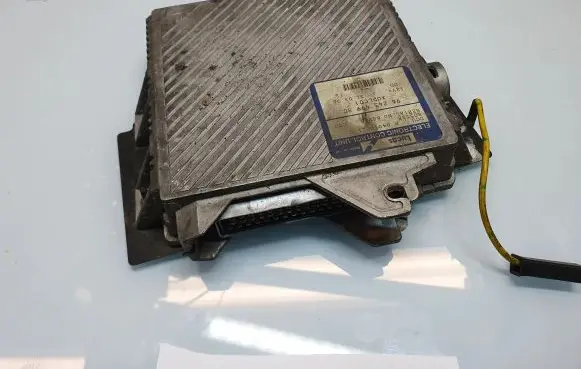 Peugeot 406 Engine control unit/module 9624349980 80555E 68208