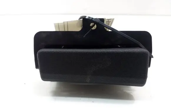 Toyota Hilux (AN10, AN20, AN30) Cup holder 