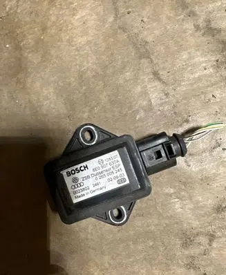 Audi A8 S8 D3 4E ESP acceleration yaw rate sensor 8E0907637A 8200005243 0023802