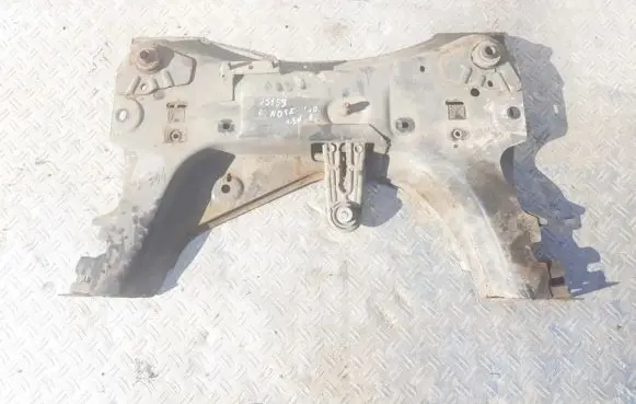 Nissan Note (E11) Front subframe