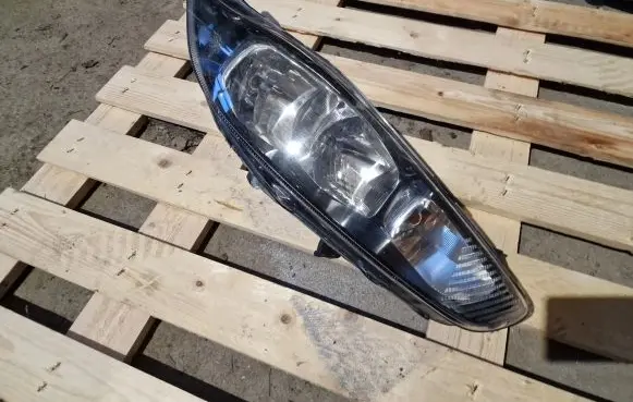 Ford Fiesta Headlight/headlamp C1BB13W029AE