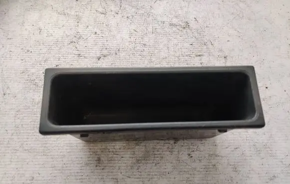 Mercedes-Benz Sprinter W901 W902 W903 W904 Glove box 9016890591