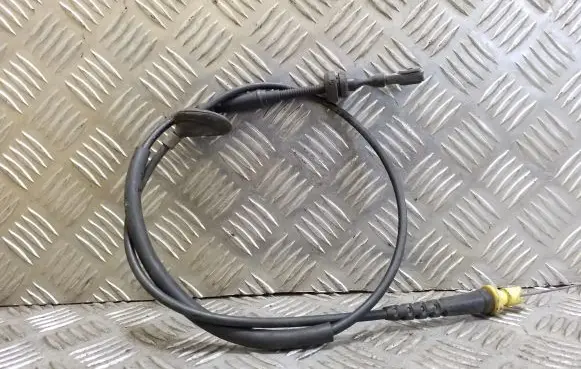 Volkswagen PASSAT B4 Throttle cable 3A2721555D