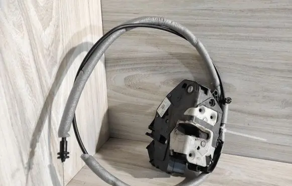 Ford Transit Courier Sliding door lock KTET76A264A26DC